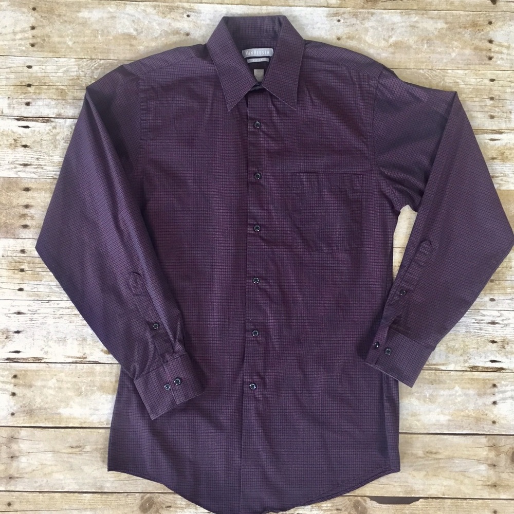 Men’s Van Heusen fitted wrinkle free dress shirt